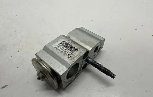 Air conditioning (A/C) expansion valve