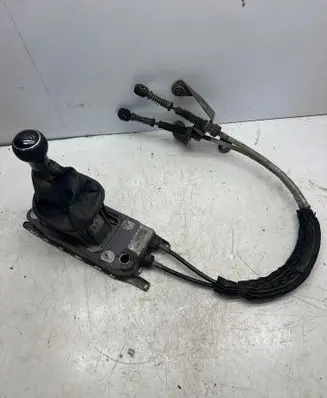 Seat Leon (1M) Gear shifter/selector 1K0711061A