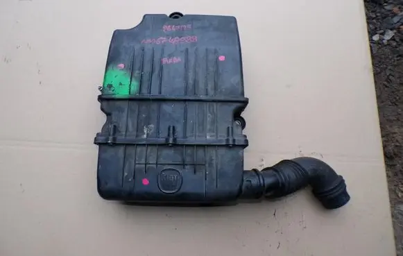 Fiat Panda II Air filter cleaner box bracket assembly 