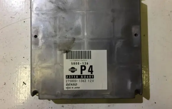 Nissan Primera Engine control unit/module 23710AU601