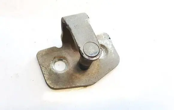 Opel Astra H Front door lock loop/hook striker