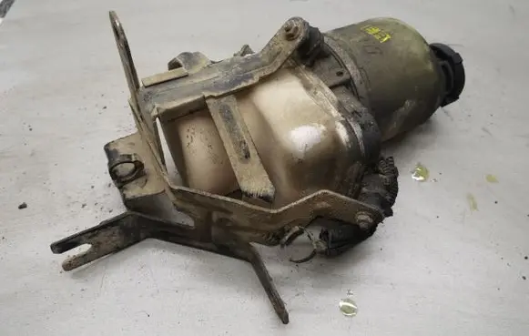Opel Astra G Power steering pump