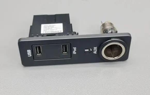 USB socket connector