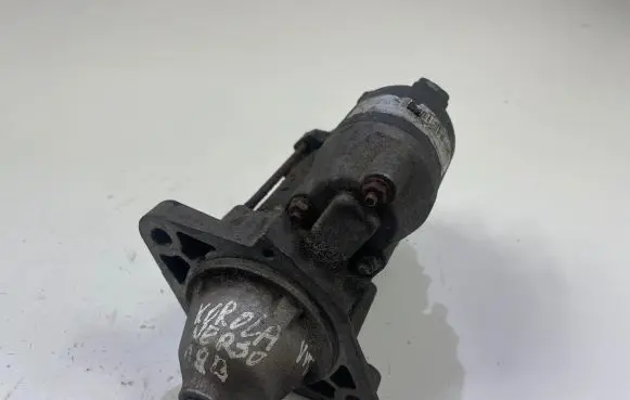 Toyota Corolla Verso AR10 Starter motor