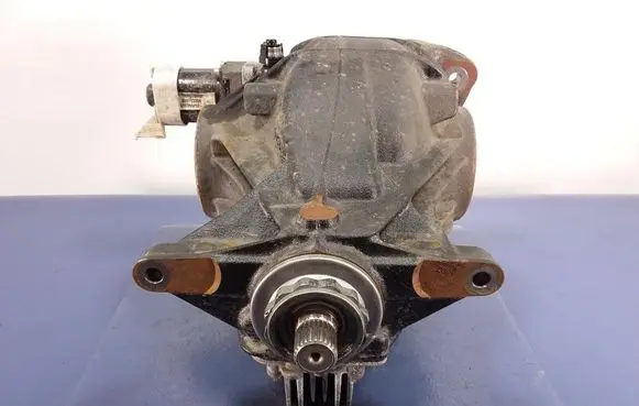 BMW M5 Front differential 7856928
