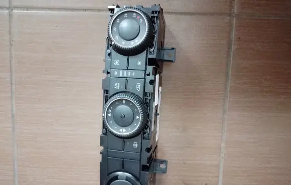 Volkswagen Crafter Climate control unit A9068301085KZ