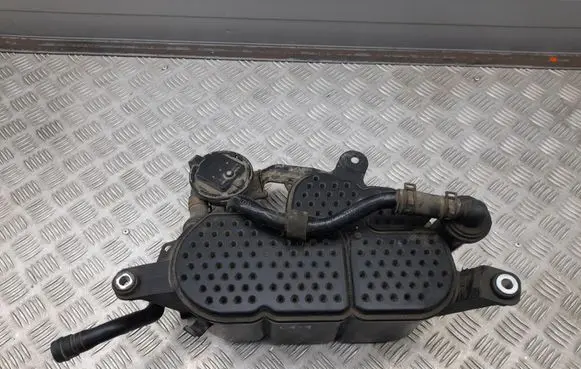 Audi A6 S6 C7 4G Active carbon filter fuel vapour canister 8K0201801C 8K0906253E