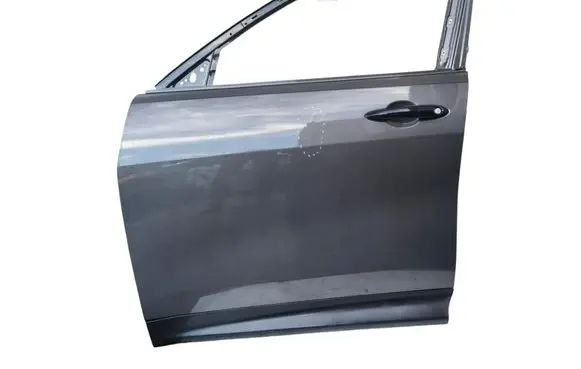 Alfa Romeo Tonale Front door 20260506HCR1044