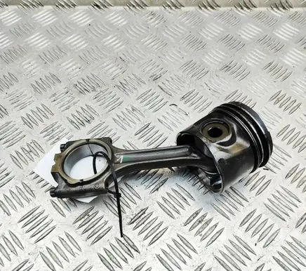 Volvo V70 Piston 30750674