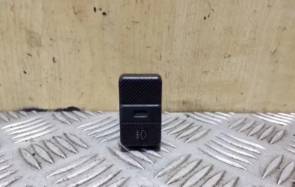 Fog light switch