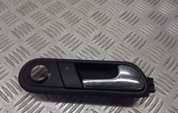 Seat Cordoba (6L) Front door interior handle 6L0837114