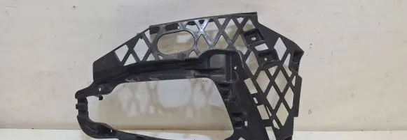 Volkswagen PASSAT B8 Front bumper mounting bracket 3G0807177G