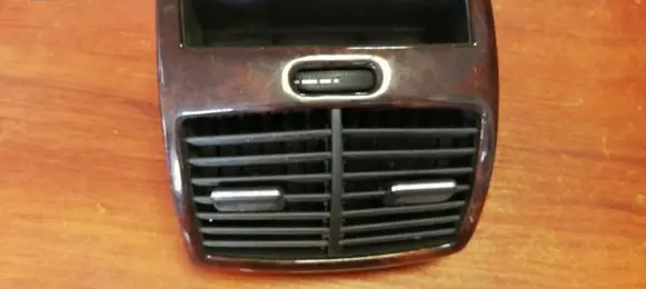 Mercedes-Benz S W220 Rear air vent grill 2208300654