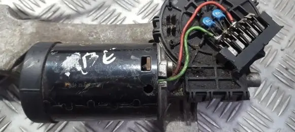Mercedes-Benz E W210 Wiper motor 0390241420cdp