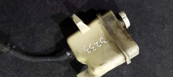 Mitsubishi Carisma Power steering fluid tank/reservoir