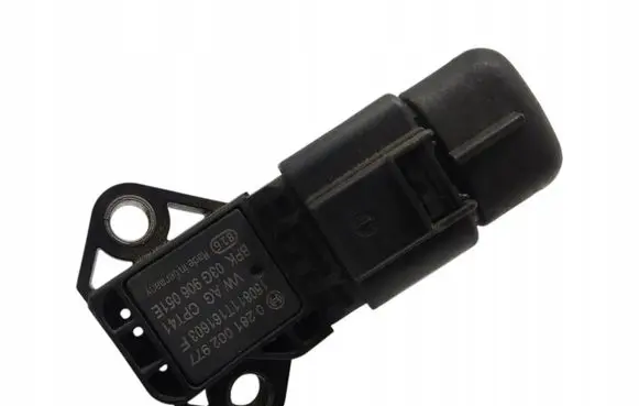 Volkswagen Polo V 6R Air pressure sensor 03G906051E