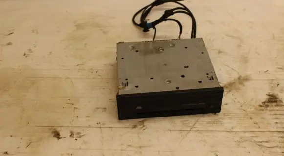 Audi A6 S6 C6 4F Navigation unit CD/DVD player 4F0919887C