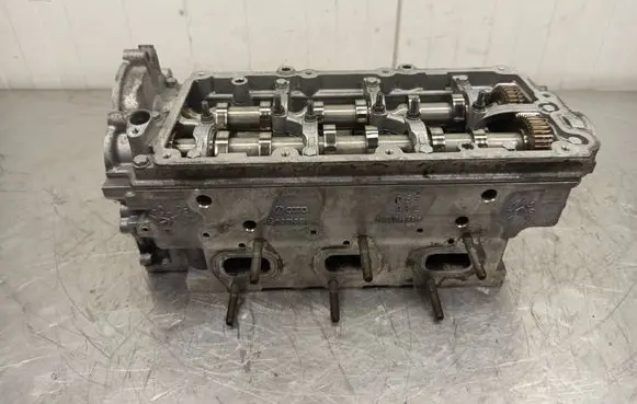 Audi Q7 4L Engine head 0594AL