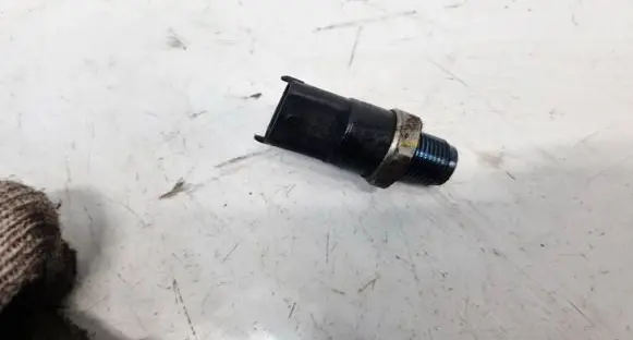 Honda CR-V Fuel pressure sensor 0281002534