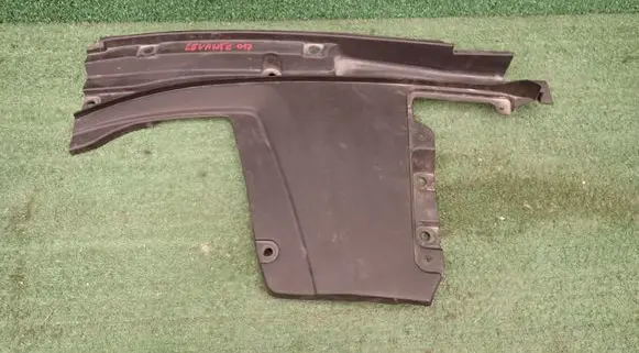 Maserati Levante Front arch trim