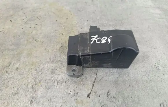Volkswagen PASSAT B6 Steering wheel lock