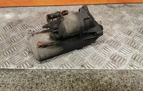 Renault Megane II Starter motor 8200331251