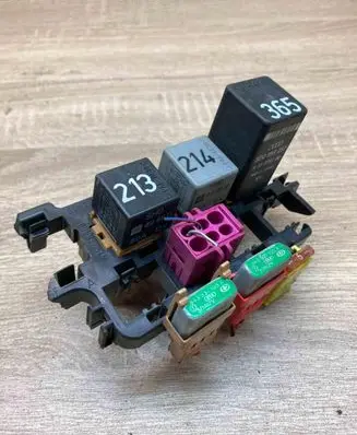 Audi A4 S4 B5 8D Other relay 8D1937545