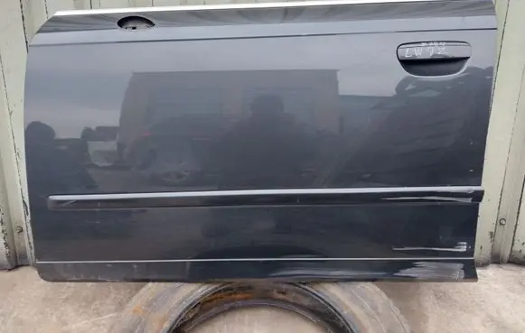 Seat Exeo (3R) Front door