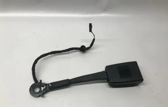 Volkswagen Jetta VII Front seatbelt buckle 17A857755D