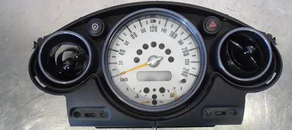 Mini One - Cooper R50 - 53 Speedometer (instrument cluster) 62116932507