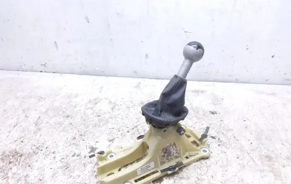 Smart ForFour I Gear shifter/selector MN178047 8129100000