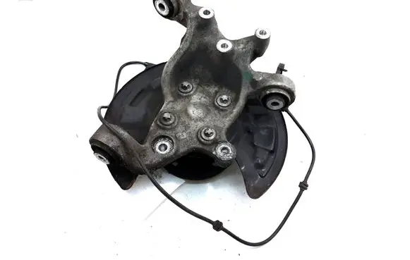 Mercedes-Benz B W246 W242 Rear wheel hub