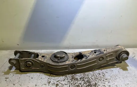 KIA Sportage Rear upper control arm/wishbone