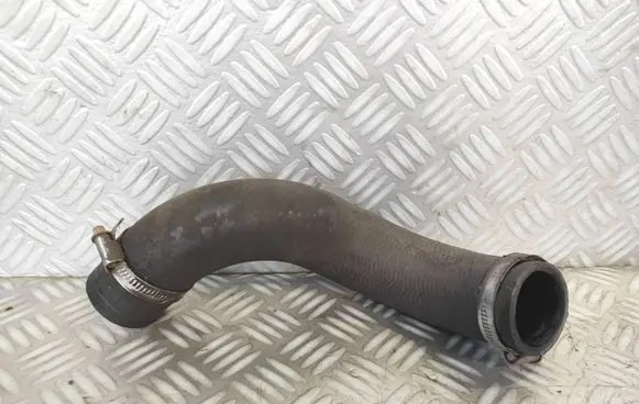 Nissan Qashqai Engine coolant pipe/hose