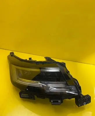 Land Rover Range Rover L460 Type LK Headlight/headlamp M8E2-13W029-GL