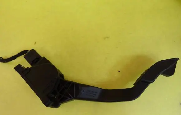 Peugeot 207 Accelerator throttle pedal 0280755084