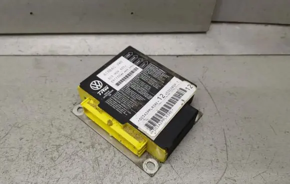 Volkswagen PASSAT B6 Airbag control unit/module 3C0909605J