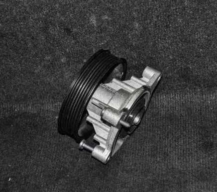 Volkswagen Golf VI Water pump