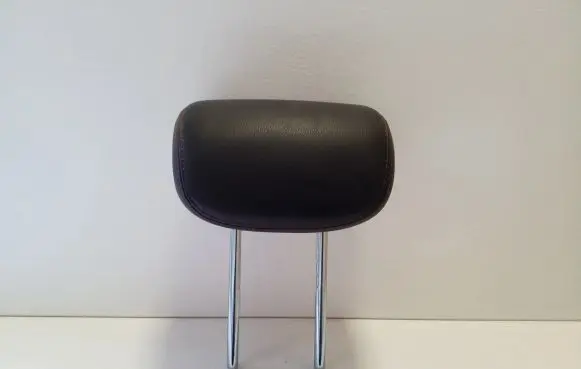 Nissan Note (E11) Rear seat headrest 