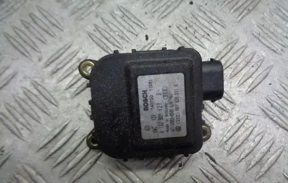 Audi A4 S4 B6 8E 8H A/C air flow flap actuator/motor 4B1820511A