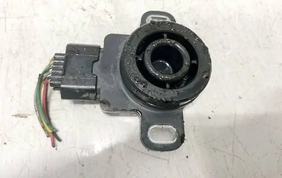 Infiniti QX50 (J50) Camshaft vanos timing valve c22620ey00c 37310133