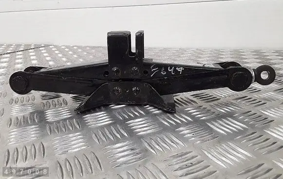 Mazda 3 II Tool set 