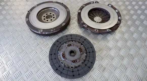 Toyota Land Cruiser (J120) Clutch set kit 3121060220 1340567060 3125060350