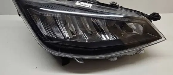 Seat Ibiza V (KJ) Headlight/headlamp 6F1941006E SE054
