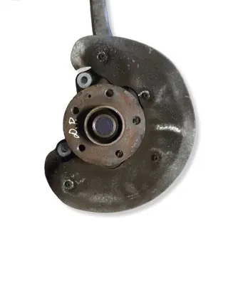 Audi Q5 SQ5 Front wheel hub spindle knuckle 4G0407242