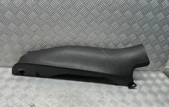 Volkswagen Golf VI Rear seat side top trim 1K4867765E W00004347