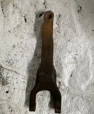 Toyota Land Cruiser (HDJ90) Clutch release arm fork 