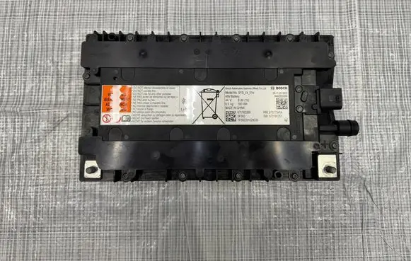 Maserati Grecale Hybrid / Electric Car Battery Cell 670162269