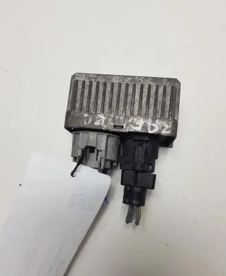 Opel Zafira C Glow plug pre-heat relay