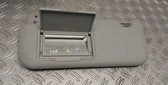 Toyota Yaris Sun visor